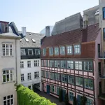 Grand Lux Apartment For 12 In Central Copenhagen