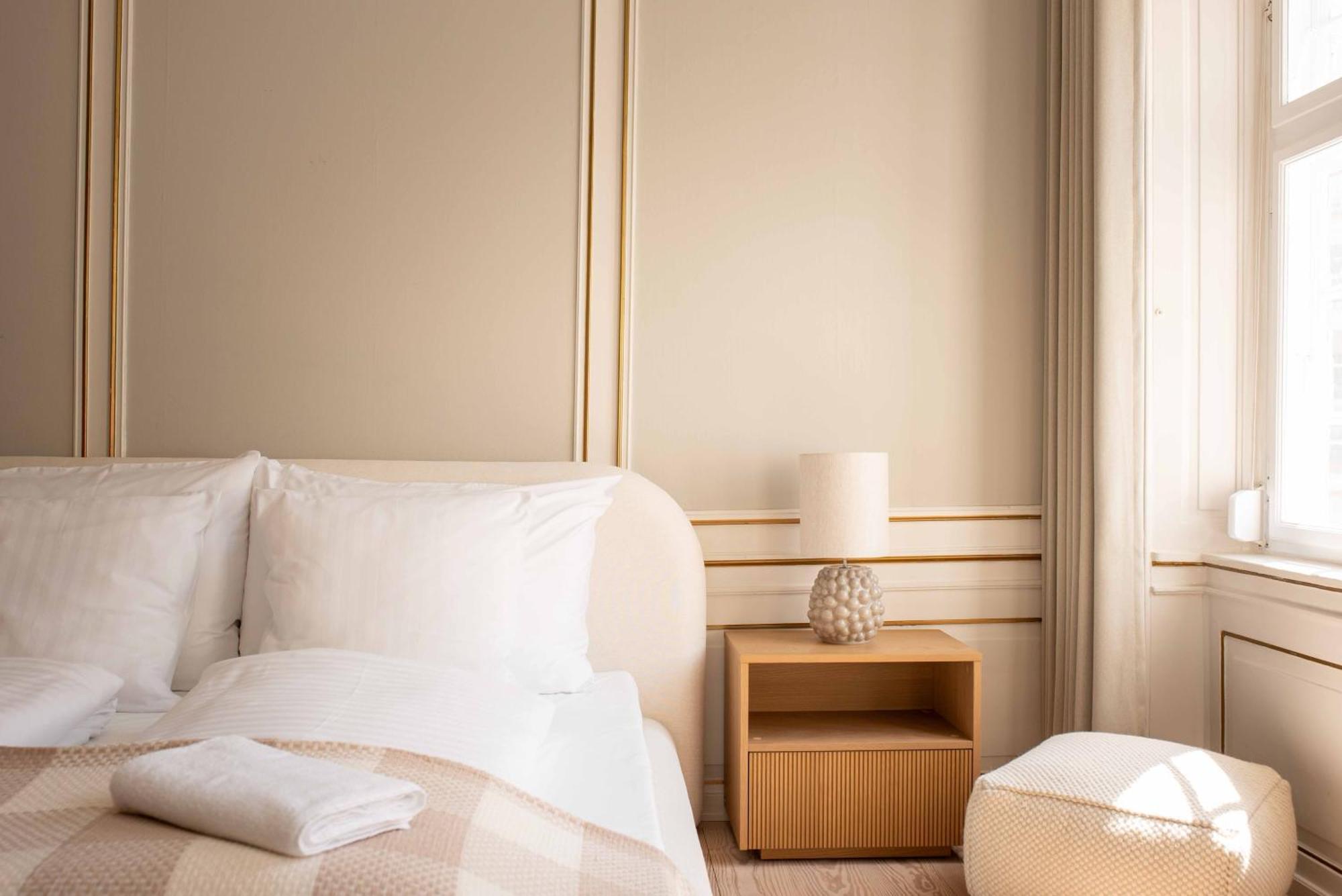 Grand Lux For 12 In Apartment Copenhagen